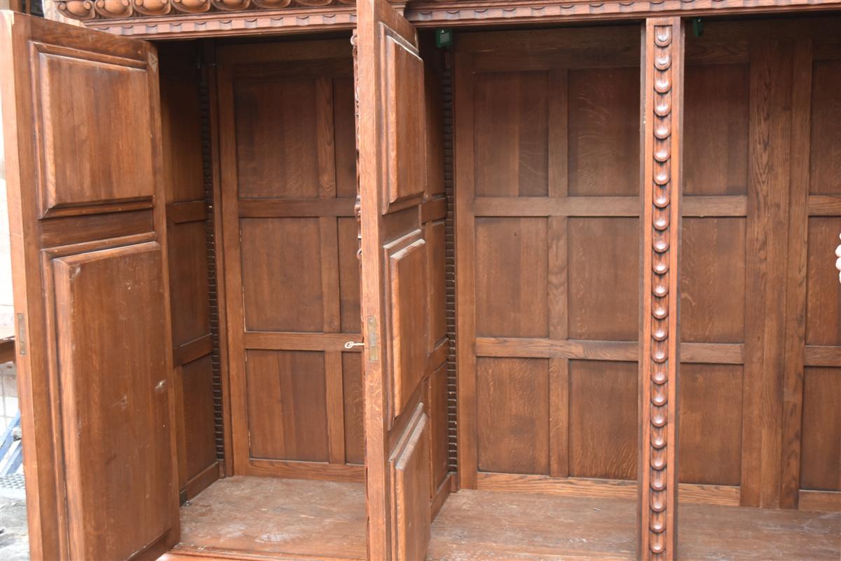 Exceptional Richly Carved Renaissance Cabinet-photo-3