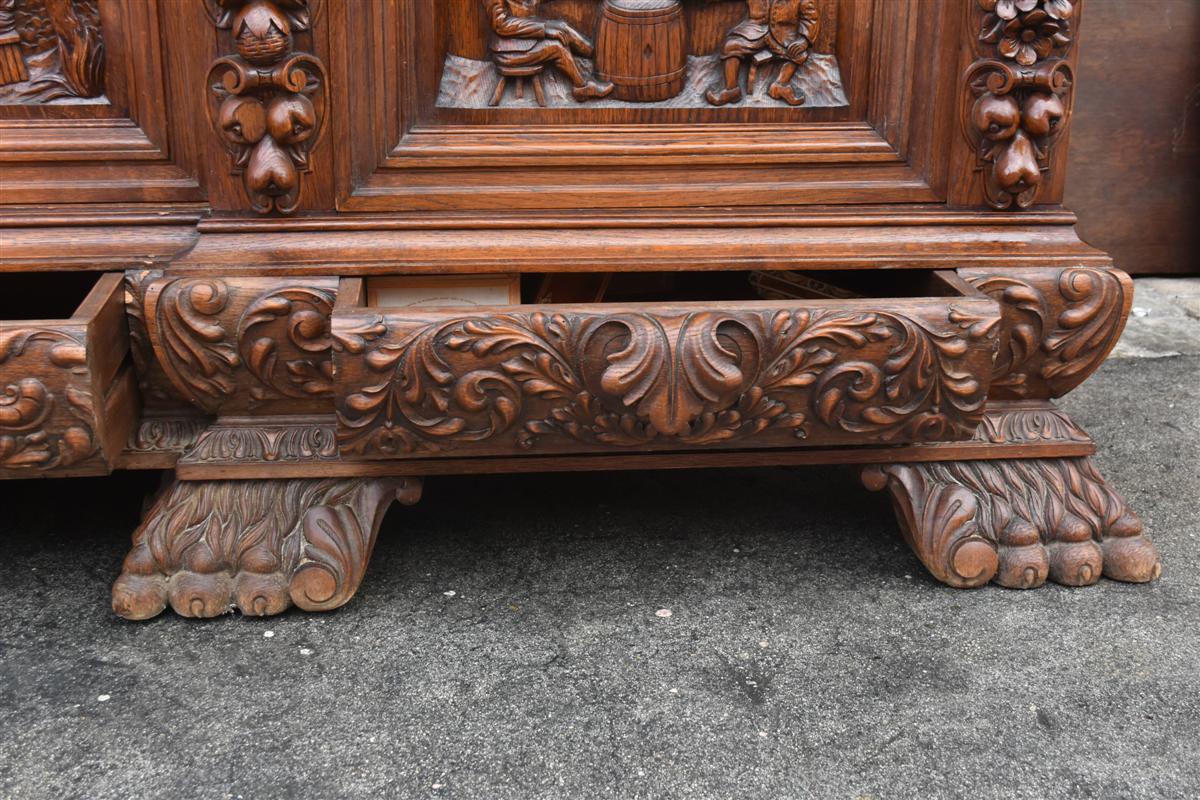 Exceptional Richly Carved Renaissance Cabinet-photo-4