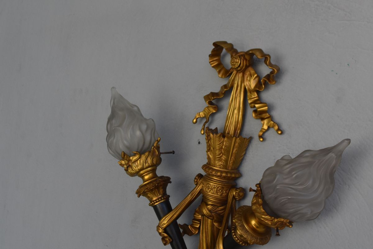 Paire d'Appliques Aux Flambeaux Bronze Style Louis XVI-photo-2