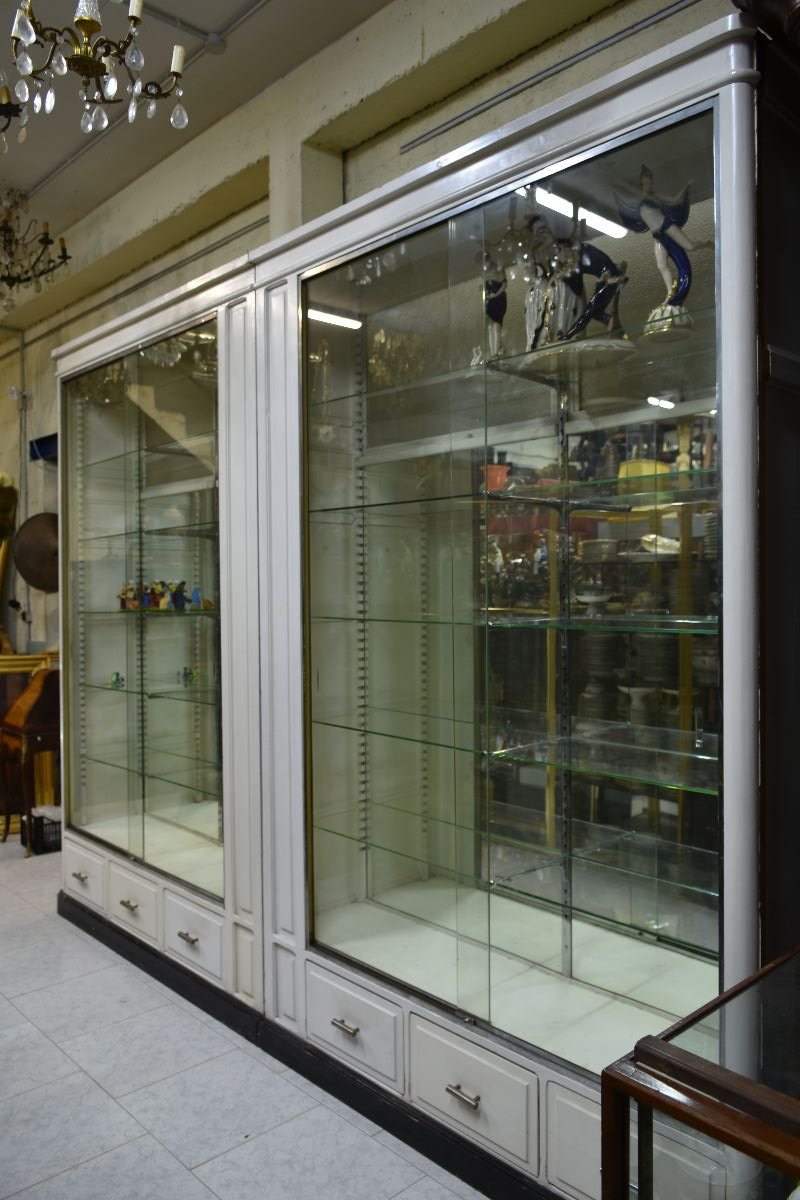 Pair Of Lacquered Store Windows With Sliding Doors 1900s-photo-7