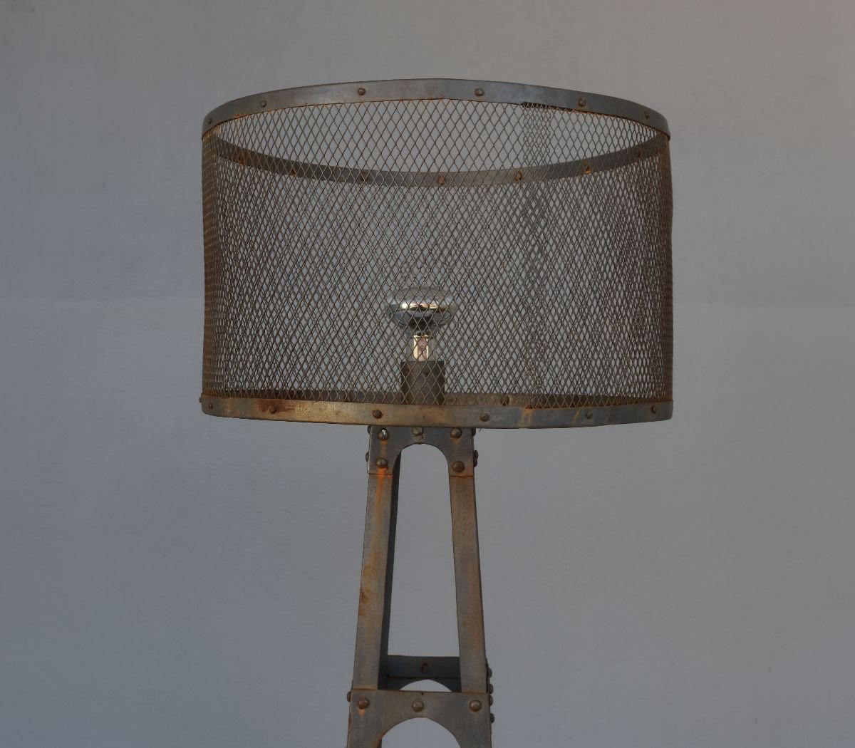 Pair Of Metal Floor Lamp Industrial Vintage Style-photo-2