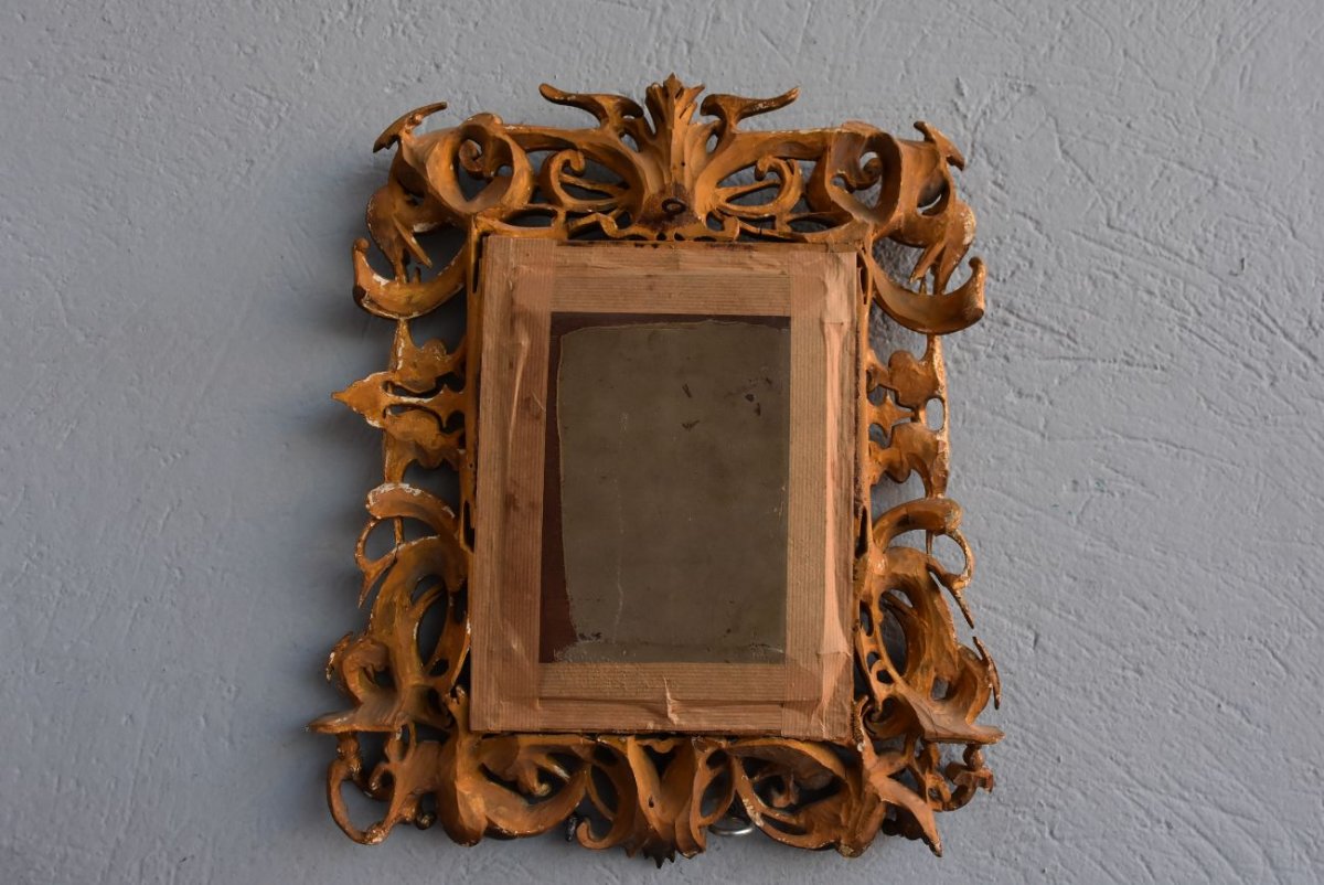 Portrait Of A Man Toasting Signed T Bérengier 1880 In A Very Beautiful Openwork Frame In Golden Wood-photo-1