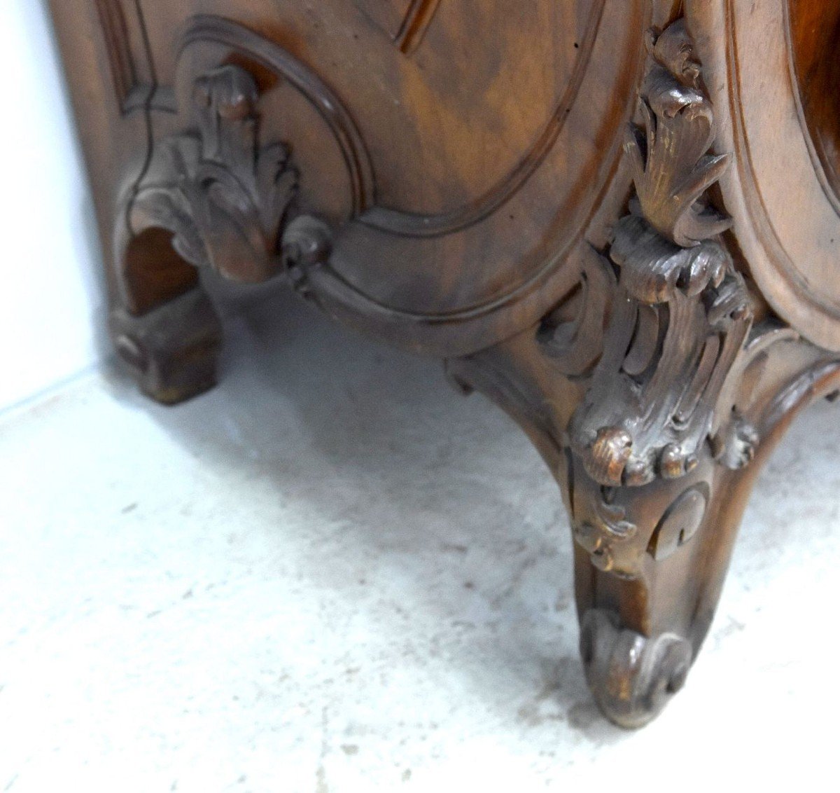 Baroque Dressing Table In Walnut Louis XV Style Late Nineteenth Putti Decor-photo-7