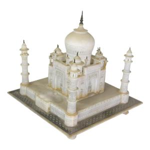 Sculpture du Taj Mahal en albâtre et bronze