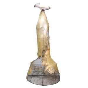 Lampe sculpture Michel Haillard Parchemin os et nasse à anguilles