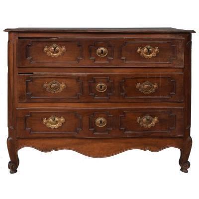 Walnut Dresser In Walnut Eighteenth Time 3 Drawers Feet Snails