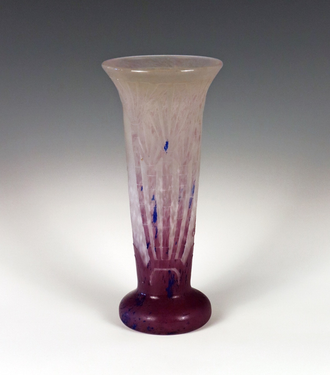 Art Deco Cameo Glass Vase Signed Le Verre Français.-photo-2