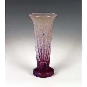 Art Deco Cameo Glass Vase Signed Le Verre Français.