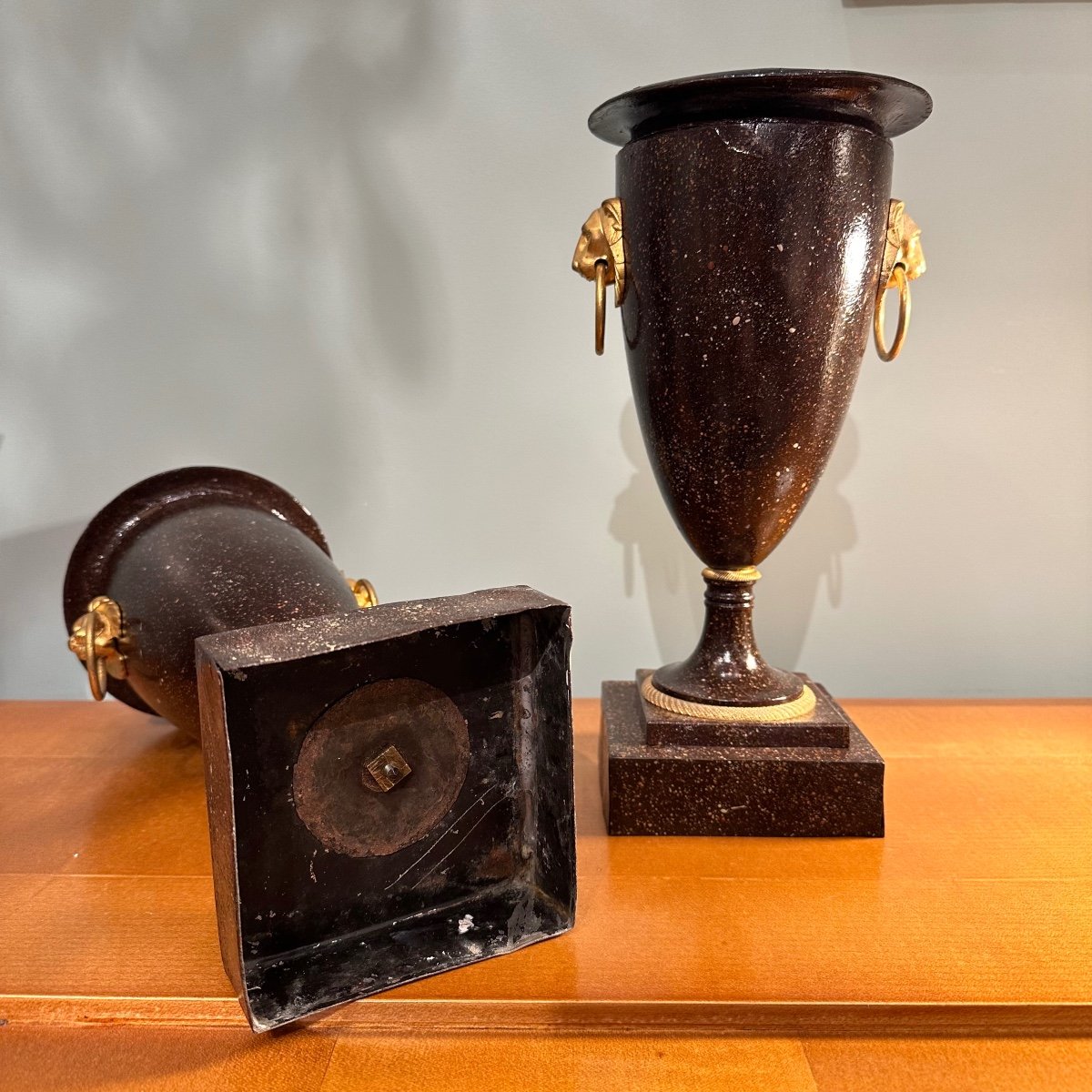 Paire de vases en tôle peinte époque Empire-photo-3