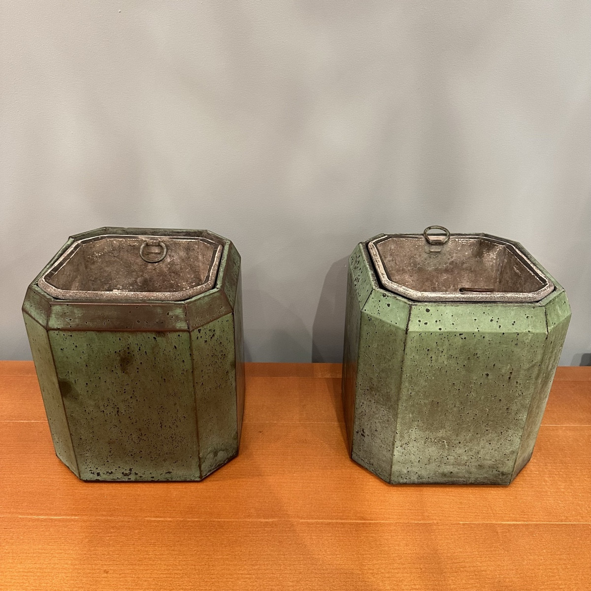 Pair Of Patinated Zinc Planters From The Early 20th Century-photo-3