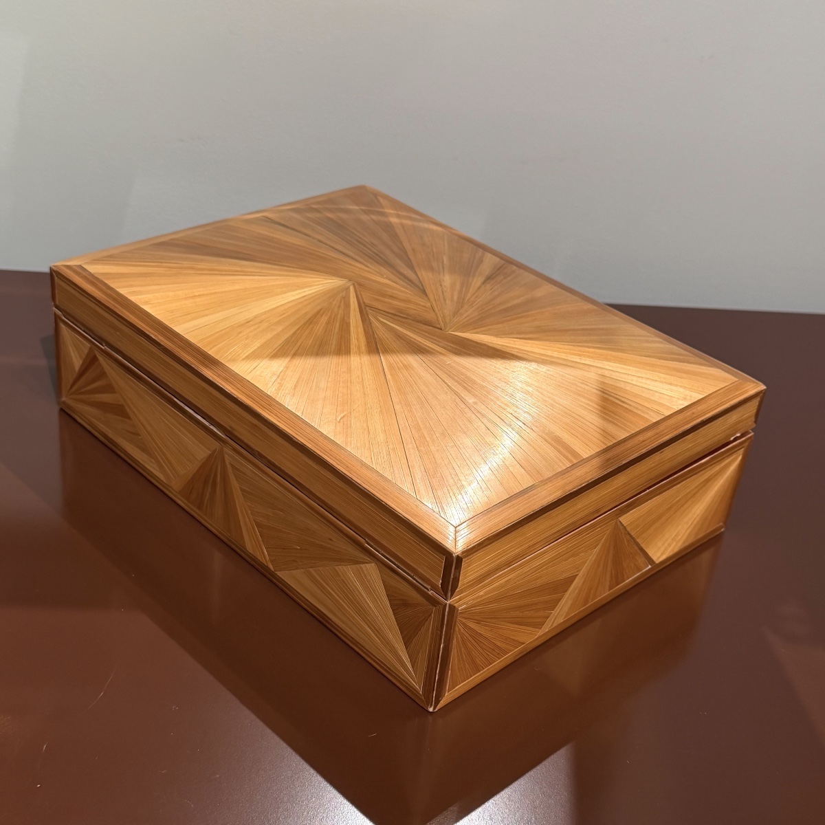 coffret en marqueterie de paille