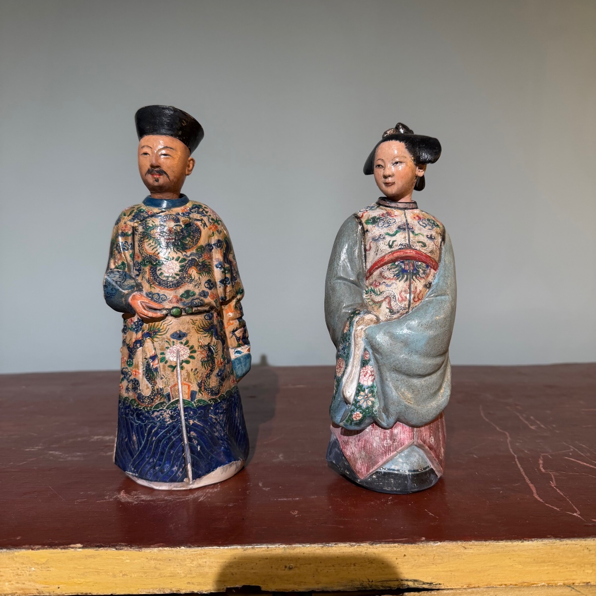 A Pair Of Polychrome Terracotta Magots "nodding Heads"