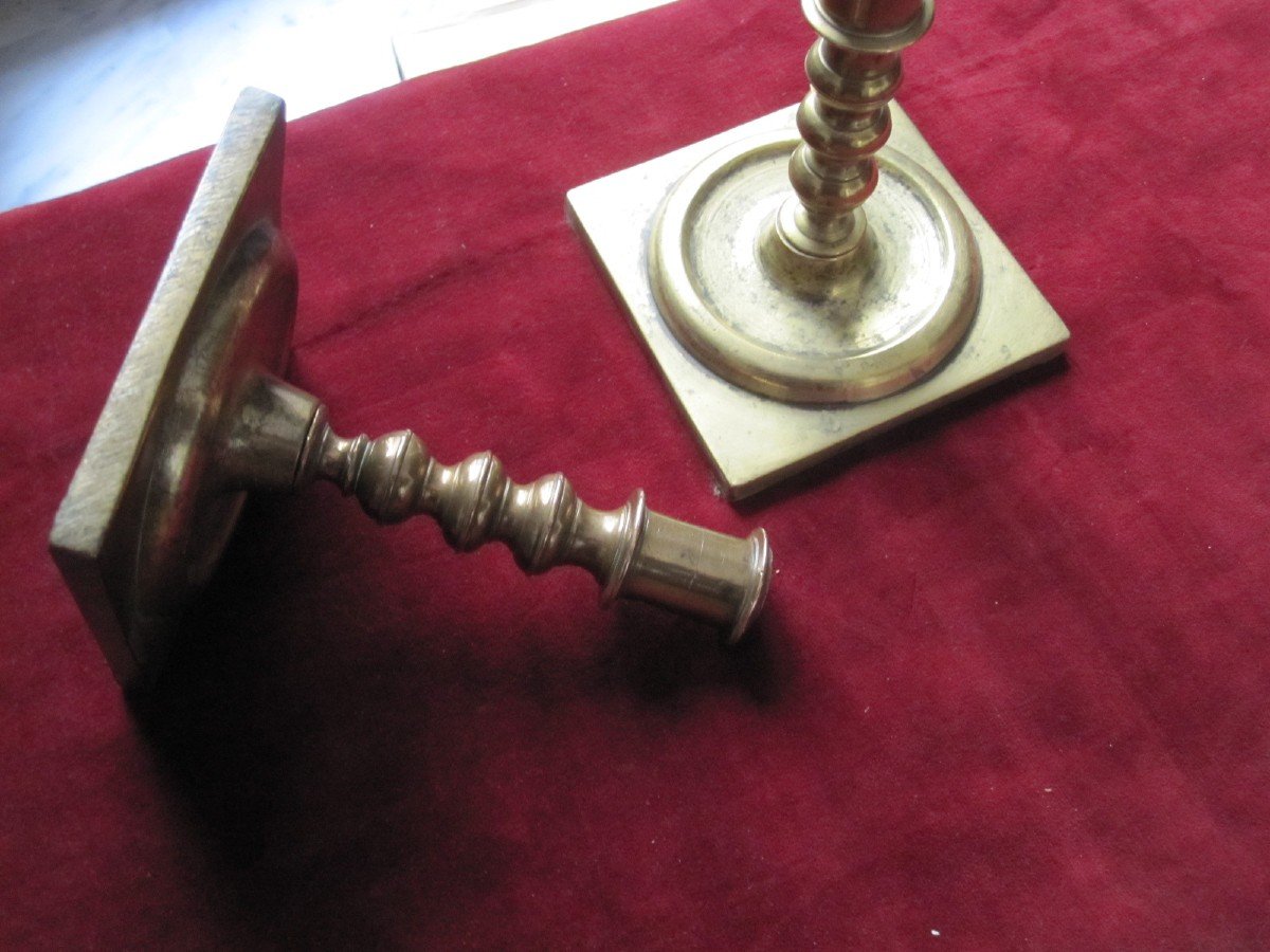 Paire De Bougeoirs De Voyage En Bronze Du XVIIe Siècle-photo-5