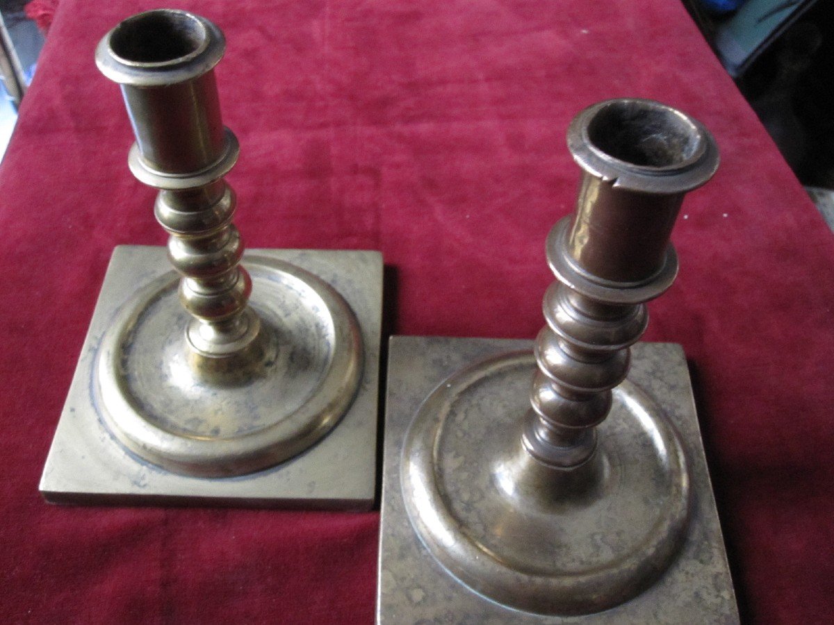 Paire De Bougeoirs De Voyage En Bronze Du XVIIe Siècle-photo-6