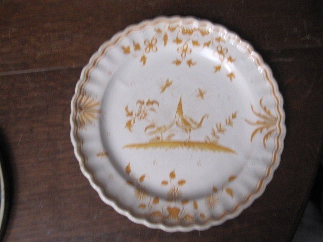 Assiette En Céramique De Moustier Du XVIIIe Siècle-photo-7