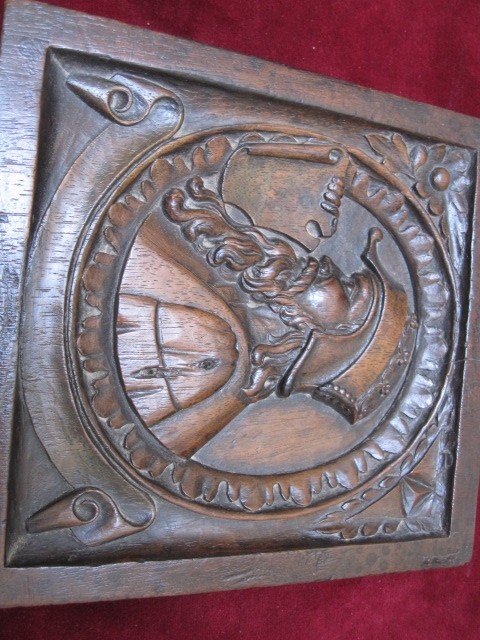 Renaissance Panel Carved With A Knight Profile. Probably German Of The S. 16th-photo-2