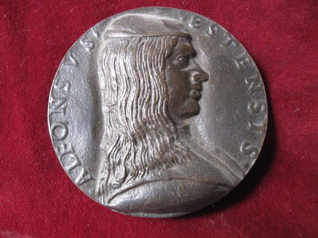 Alfonso Estensis, Duc De Ferrare. Fonte Tardive De La Médaille Nicolai Florentino De 1493