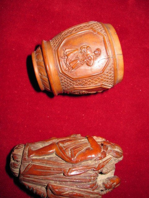 Two Beautiful Pieces Of Carved Corozo From The 18th Century-photo-1
