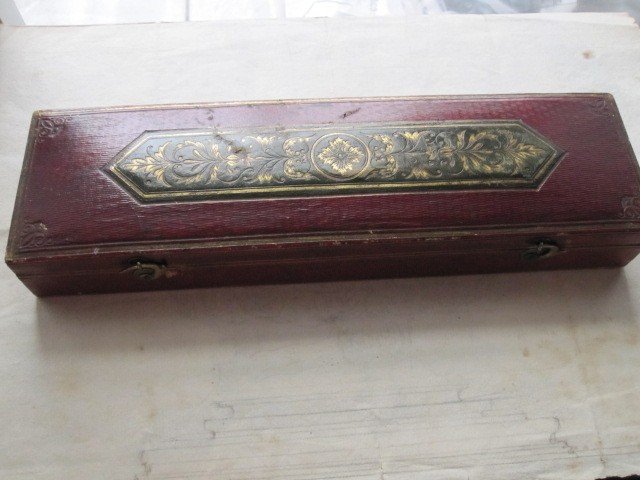 Etui Réalisé En Mosaïque De Cuir Marocain. Magnifique Travail De Relieur Du Début Du 19ème Sièc