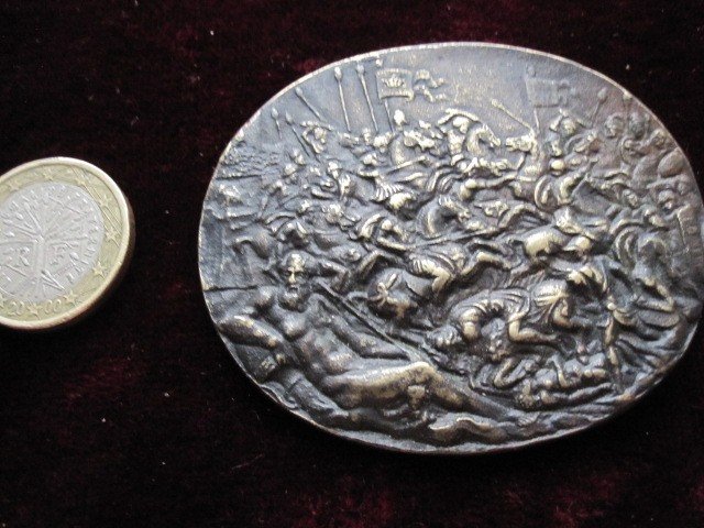 Scène De Bataille. Plaquette Ovale En Bronze  S. XVII. Travail Probablement Allemand Ou Flamand-photo-4