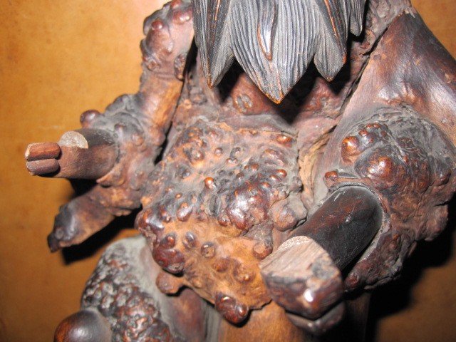 Okimono. Japanese Warrior Carved In Root Wood. Edo Period-photo-5