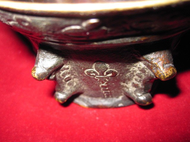 Small Bronze Mortar Decorated With Ribs And Fleurs De Lys. French Work S. XVI-photo-2