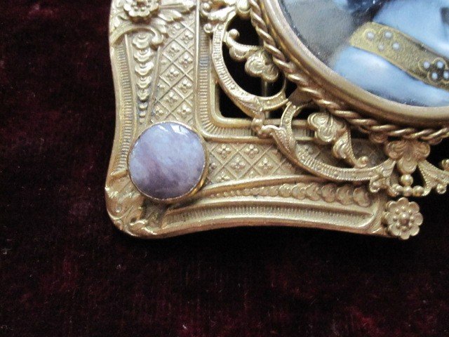 Belt Buckle In Gilt Bronze With Enamel And Amethysts In Historicist Or Symbolist Style-photo-1