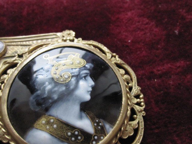 Belt Buckle In Gilt Bronze With Enamel And Amethysts In Historicist Or Symbolist Style-photo-4