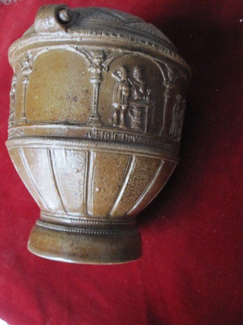 Stoneware Pot Decorated With Reliefs. ¿ German Or Dutch From The 17th Century?-photo-2