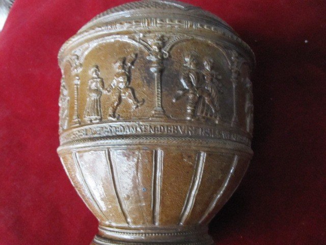 Stoneware Pot Decorated With Reliefs. ¿ German Or Dutch From The 17th Century?-photo-7