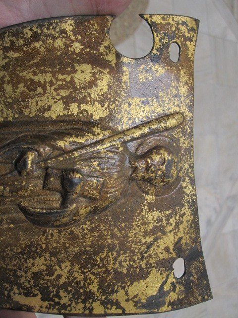 Embossed Iron Sheet Shield. Century Fence Ornament. XV Or XVI-photo-6