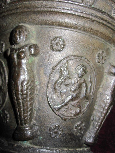 Mortar From Puy-en Velay. 17th Century With Hercules Drowning The Serpent In Medallions-photo-6