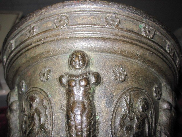 Mortar From Puy-en Velay. 17th Century With Hercules Drowning The Serpent In Medallions-photo-7