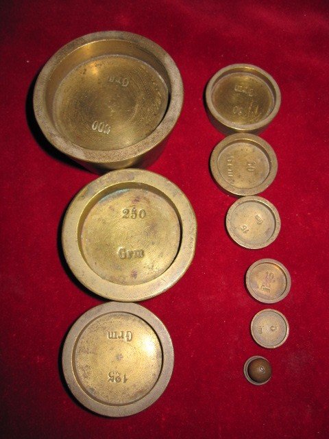 Jeu De Poids Pour Pharmacie Ou Orfèvre. Fin S. XIXème En Bronze Ou Laiton-photo-6