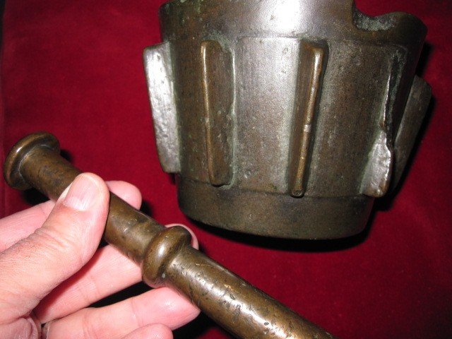 Moorish Type Pharmacy Mortar. 14th Or 15th Century Large Size: 10 X 16 Cm-photo-2