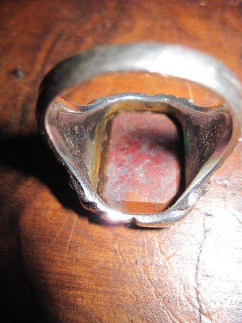Memento Mori. Bague Avec Cornaline Sculptée De Forme Incussive, Pour Sceau. 18ème Ou 19ème Sièc-photo-2