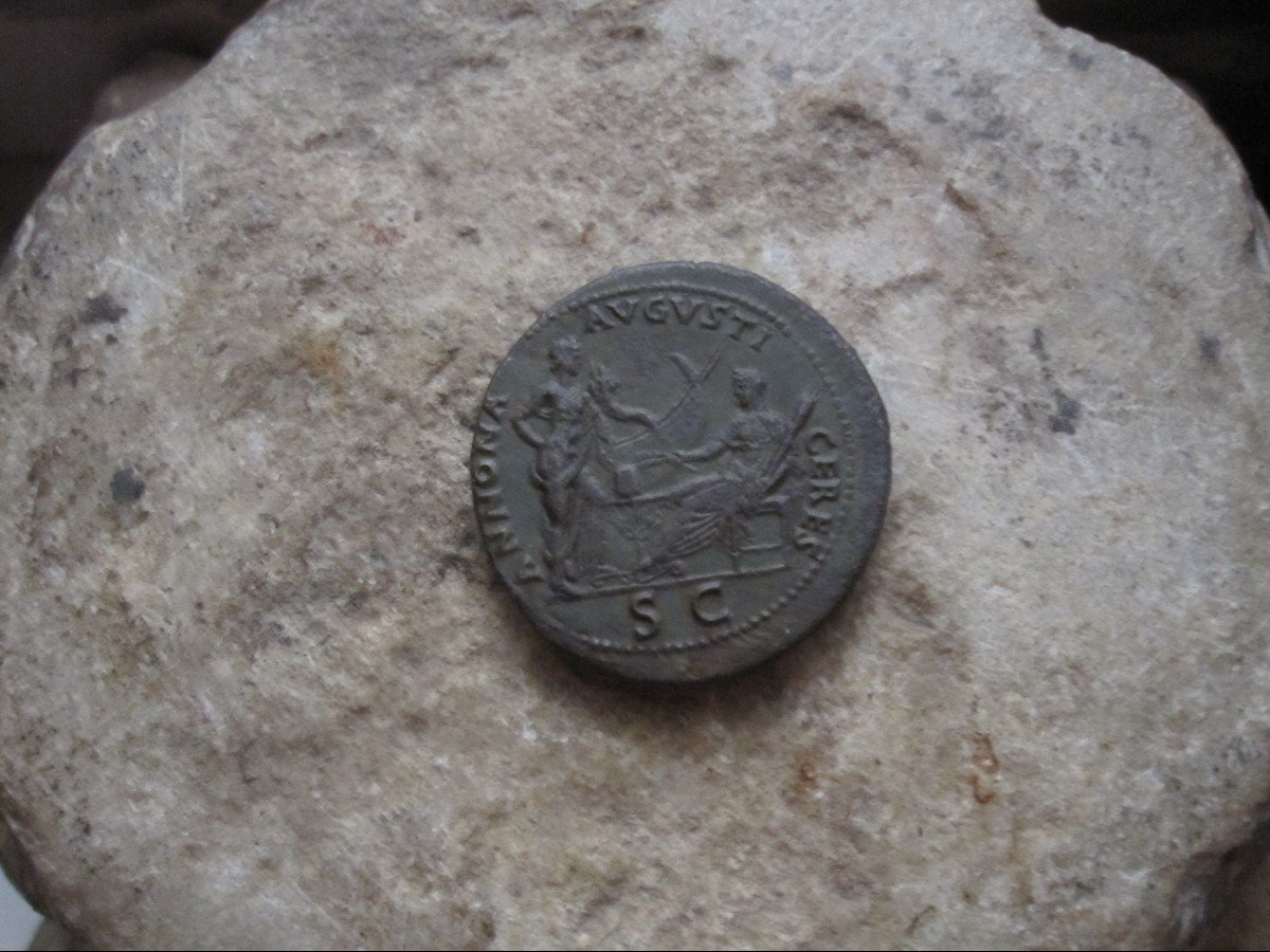 Sesterce Of Nero Bust Of Great Realism. Reverse: Anona Augusta Ceres.-photo-2