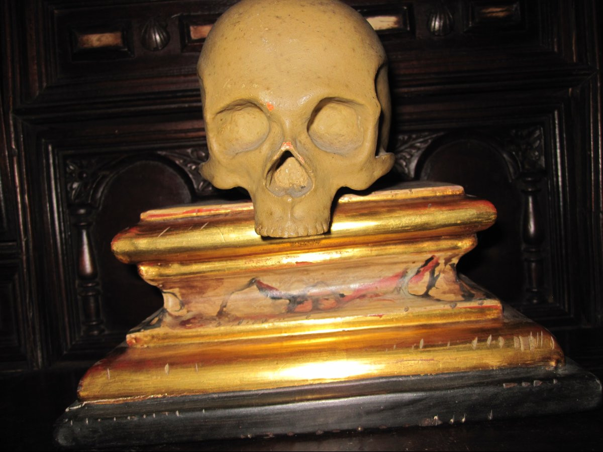 Memento mori. Sculpture en bois polychrome du XVIIe siècle-photo-5