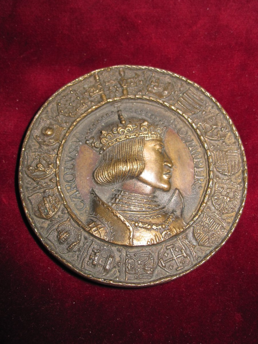 Medal Dedicated To Emperor Charles V By The City Of Nuremberg. 1521-photo-1