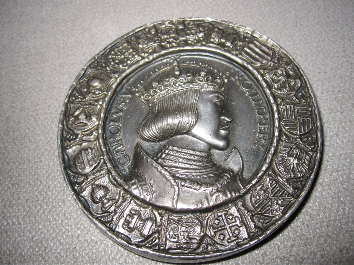 Medal Dedicated To Emperor Charles V By The City Of Nuremberg. 1521-photo-6