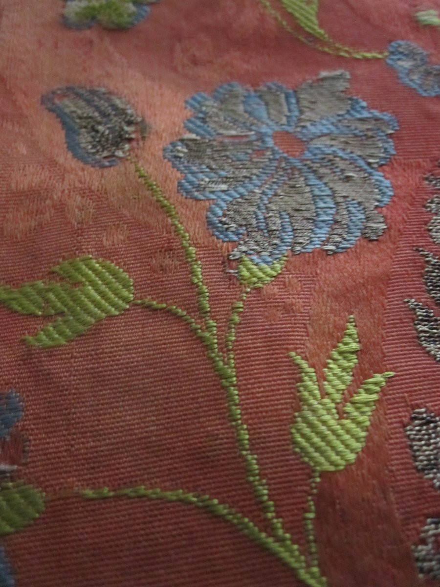 Corporel liturgique en soie brodée et fils d'argent. XVIIIe siècle-photo-6