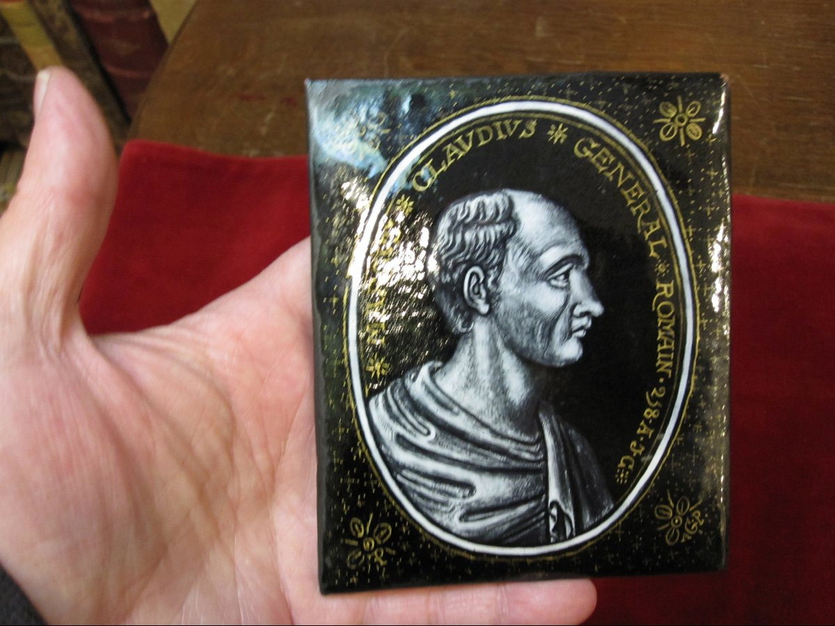 Marc Claudius. Général romain. Plaque de cuivre émaillé de Limoges. XVIIe ou XVIIIe siècle.-photo-1