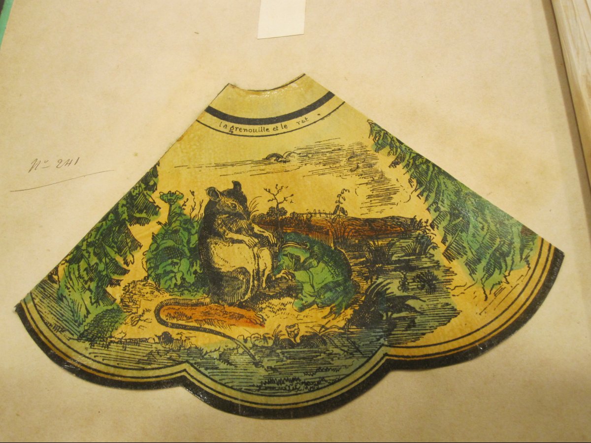 Catalog Of Lampshades From The Mid-19th Century. 65 Models Made Using Different Techniques.-photo-4