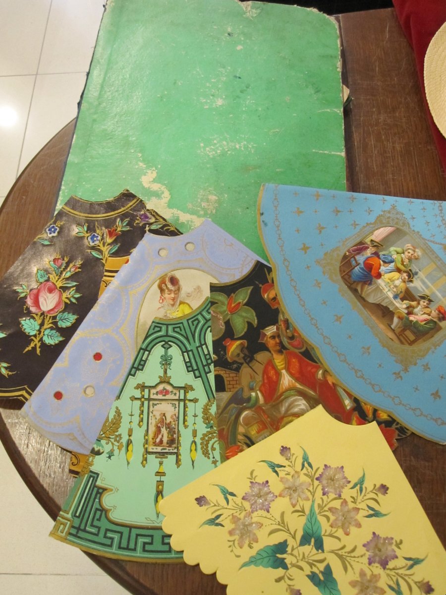 Catalog Of Lampshades From The Mid-19th Century. 65 Models Made Using Different Techniques.-photo-5