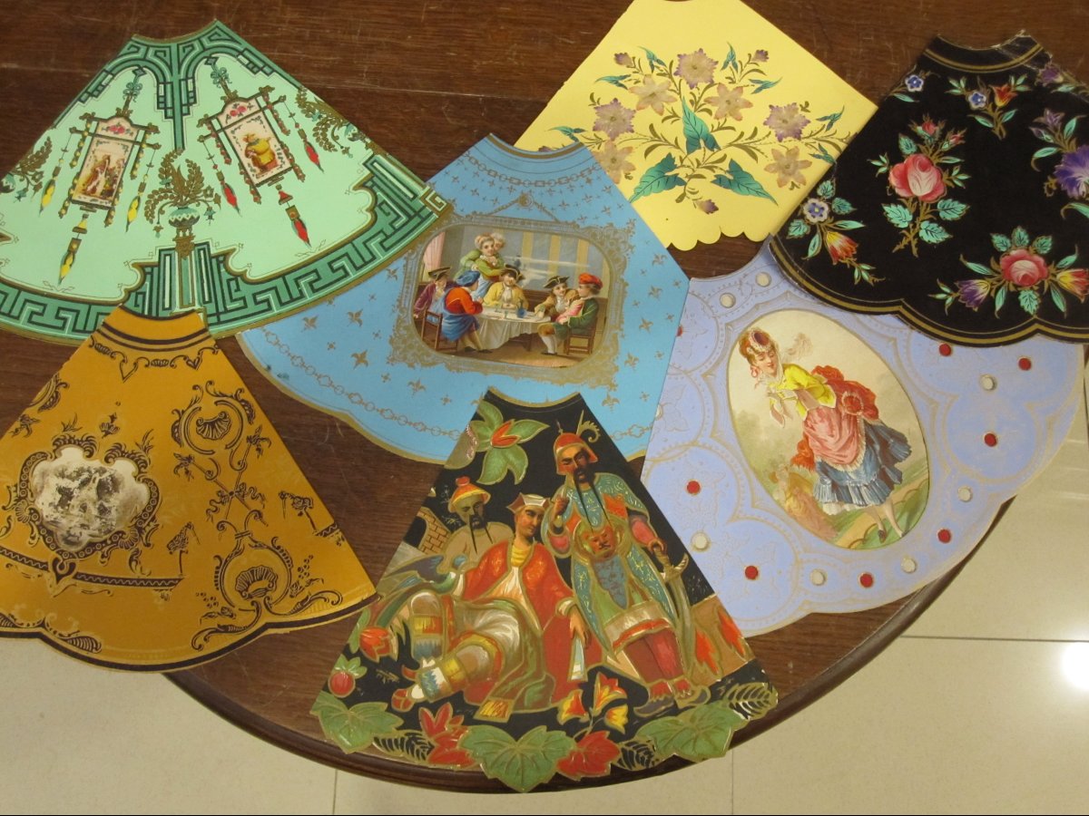 Catalog Of Lampshades From The Mid-19th Century. 65 Models Made Using Different Techniques.