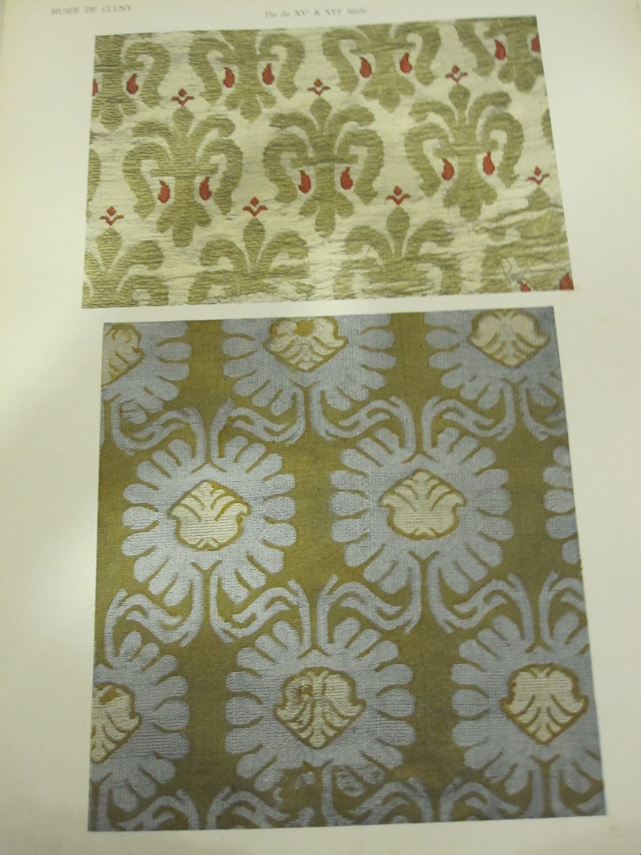 Musee De Cluny.  Etoffes Ancinnes De XV Au XVIII Siecle. Folder Of 52 Sheets 45 X 33 Cm-photo-3