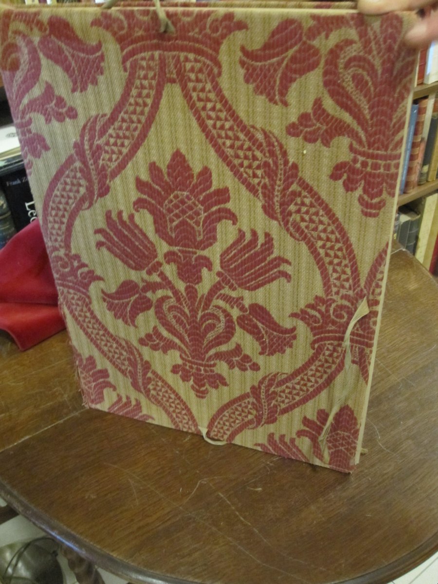 Musee De Cluny.  Etoffes Ancinnes De XV Au XVIII Siecle. Folder Of 52 Sheets 45 X 33 Cm-photo-4