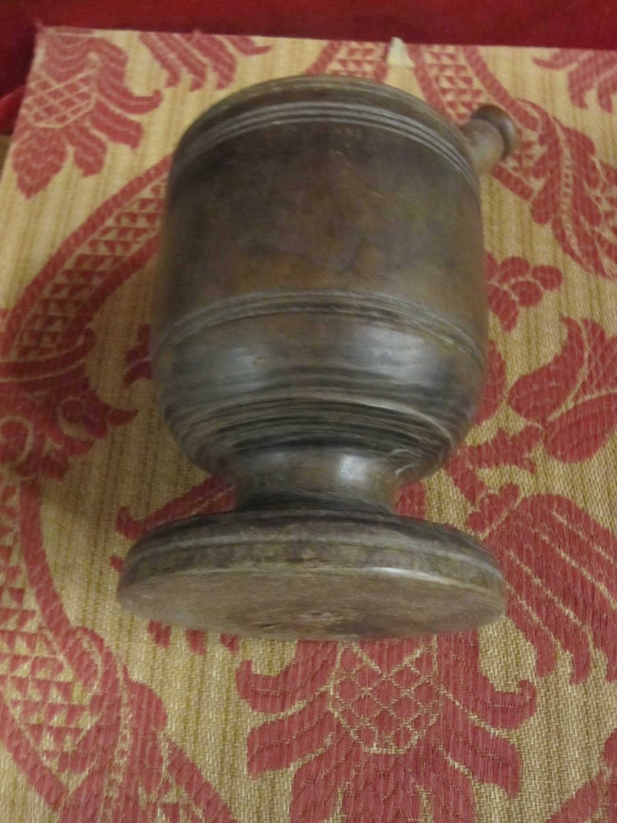 Pharmacy Mortar. Turned Wood. 18th Century. Retains Its Pestle.-photo-2