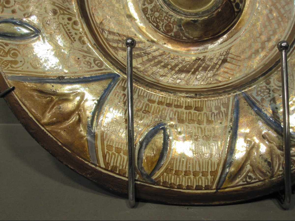 Assiette hispano-mauresque à reflets métalliques. Manises, XVIe siècle-photo-3