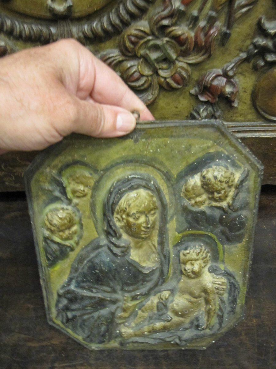 Virgin And Child. Polychrome Cast Iron Plaque. 16th Century-photo-4